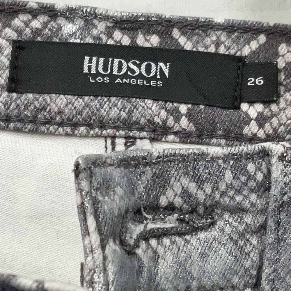 Hudson Barbara Snake Print Mid Rise Skinny Jeans 26 Gray Animal Print Stretch - Picture 4 of 6